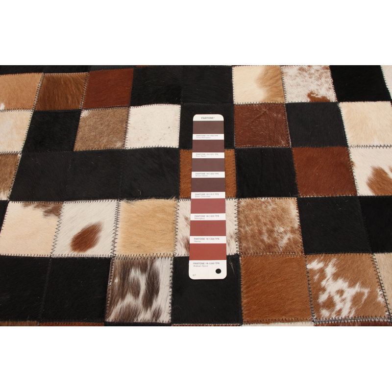 Tapis décoratif brun foncé en cuir fabriqué à la main Ariad