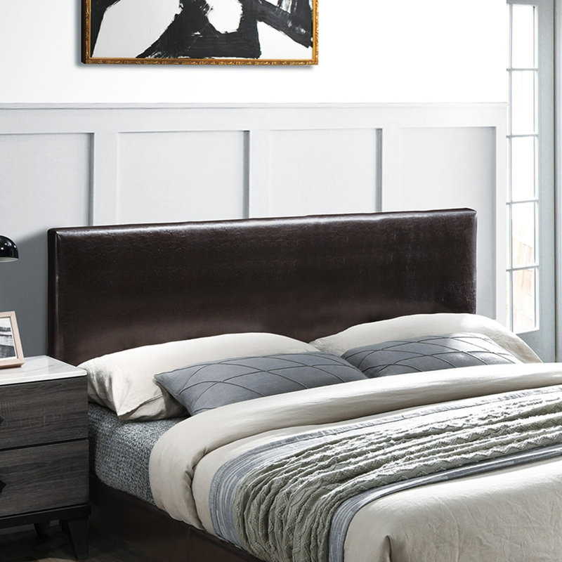 Structure de lit tapissier moderne en similicuir avec tête de lit réglable pour un décor de chambre à coucher élégant