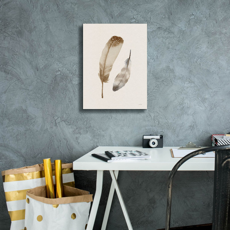 «Falling Feathers 3» par Katrina Pete, art mural sur toile, H 16 po x l 12 po x P 0,75 po