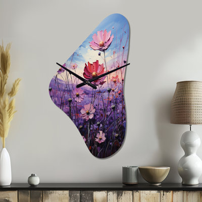 Yan Zinnias Violet Serenade II - horloge murale asymétrique traditionnelle en métal, impression d'horloge murale mauve
