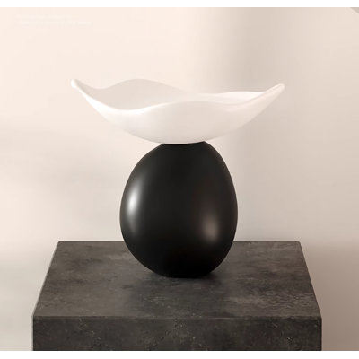 Damiean Figurines & Sculptures
