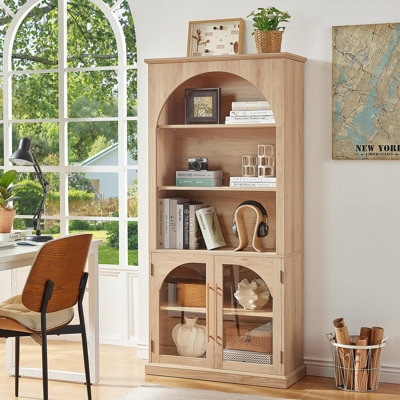 Bibliothèque arquée avec portes en verre trempé, bibliothèque de 67 po de hauteur | Bibliothèque à 5 niveaux Farmhouse, tablettes réglables, base épaisse, vitrine de rangement ouverte pour le salon, le bureau