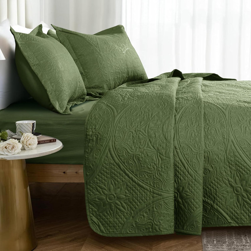 Lightweight Summer Bedspreads - 3 Piece Oversized Quilt Set - Reversible Coverlet Set - King Size, Olive Green Floral