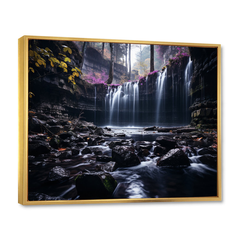 «Waterfall Transcendent Beauty I», reproduction sur toile, Cadre flottant doré, H 12 po x l 20 po x P 1 po