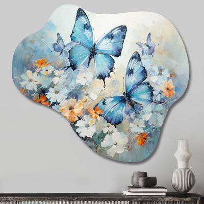 «Blue White Butterfly Symphony - Cloud Butterfly», décoration murale asymétrique en métal