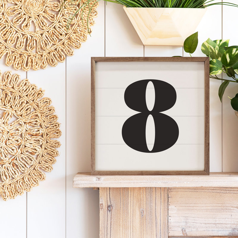 Square Classic Number Eight