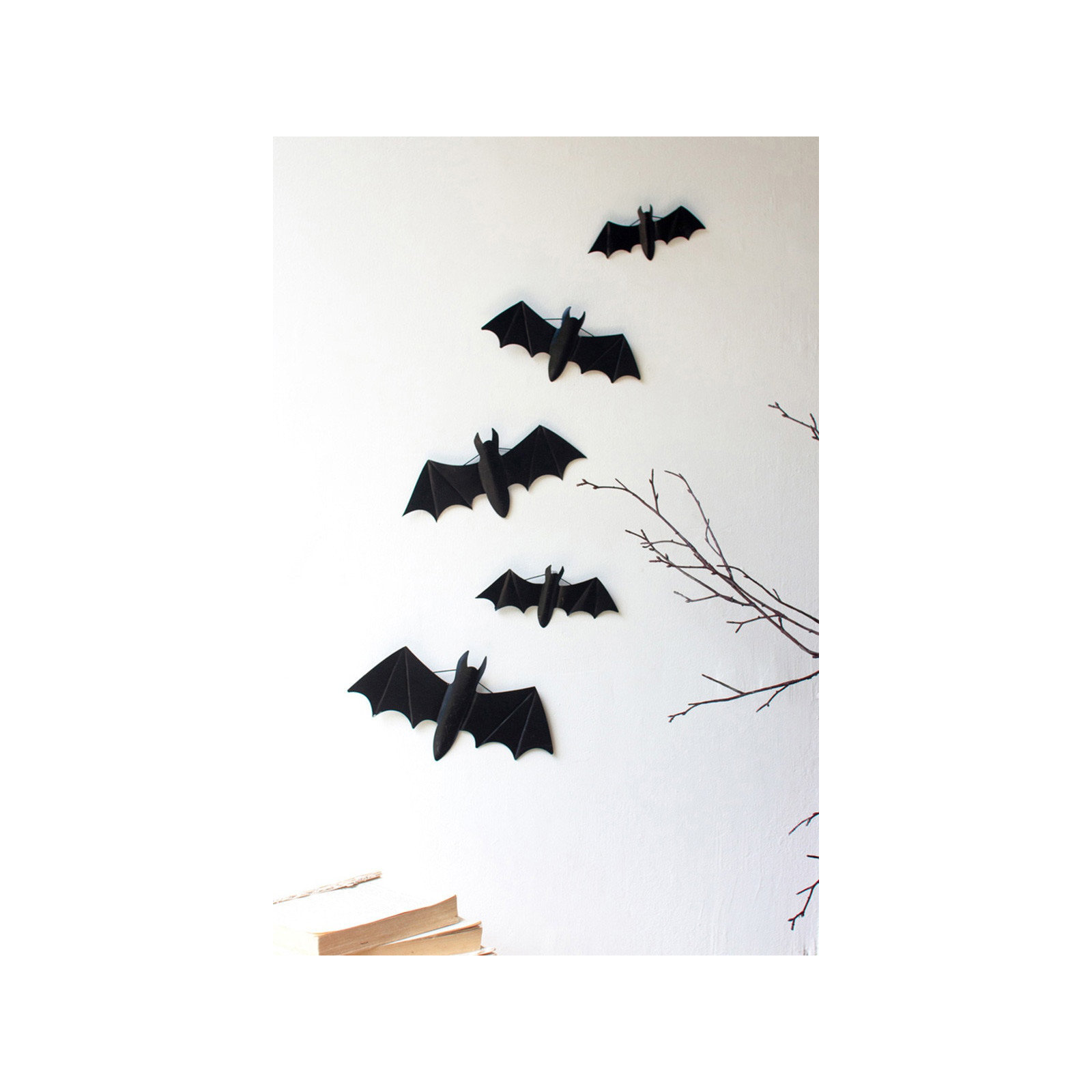SET OF FIVE BLACK METAL BATS - ONE EACH SIZE, 2" H x 5.5" W x 8.5" D