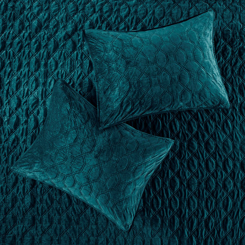 Teal Full Velvet Reversible Quilt Set with Shams
