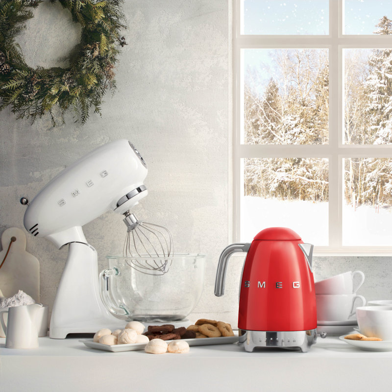 SMEG 50's Retro Style 7-Cup Variable Temperature Electric Kettle, Red