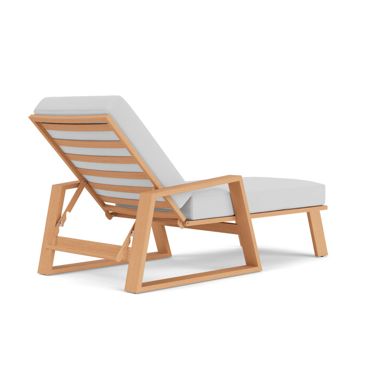 Pursuit Outdoor Chaise Lounge, Reflections Ice
