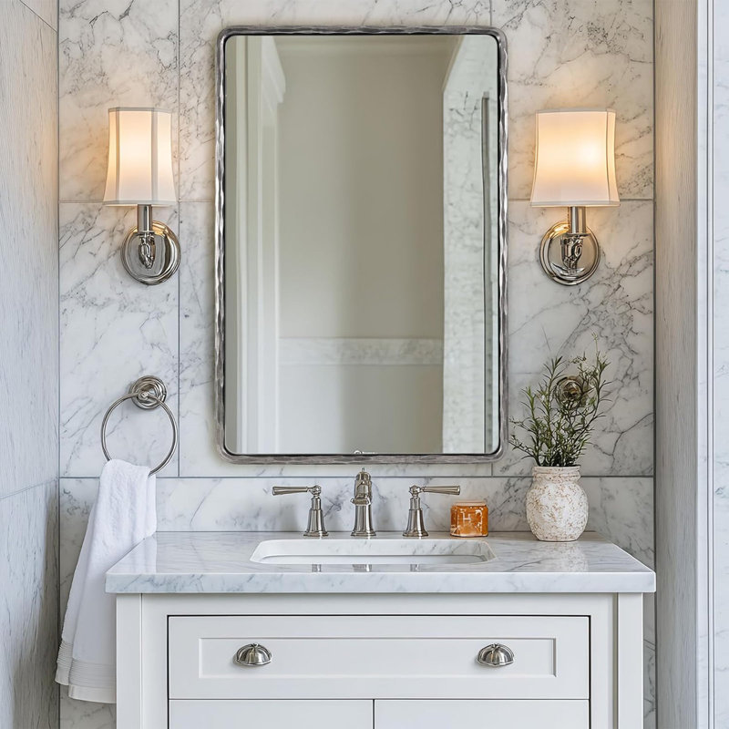 Miroir mural rectangulaire en fer forgé à la main Brunilde | Miroir de salle de bain rustique, 36 po x 24 po, Argent forgé