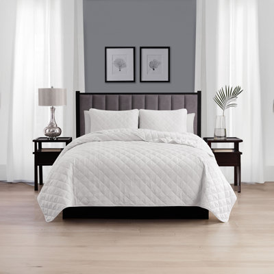Ensemble de courtepointe en microfibre diamant réversible - Basics by Wayfair ™