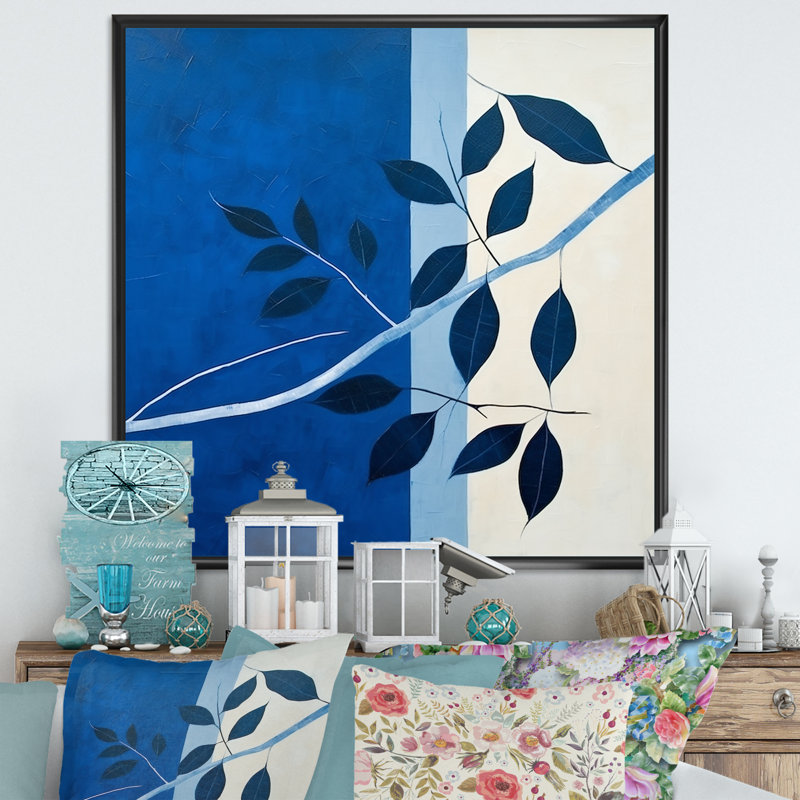 Silhouette de feuilles bleues saphir II, H 24 po x l 24 po x P 1 po, Cadre flottant noir