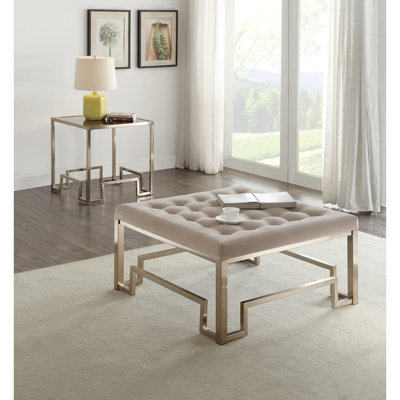 Repose-pieds capitonné beige et champagne