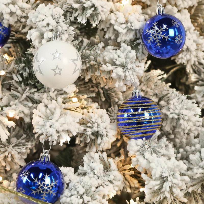 Blue and White Baubles Centerpiece
