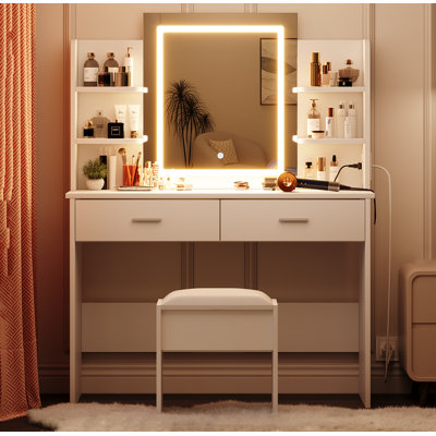 Modern Exquisite Dressing Table by Ebern Designs