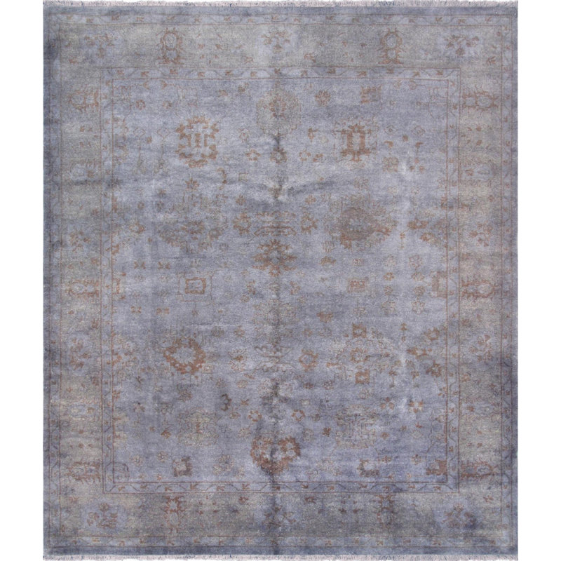 Oriental Area Rug in Gray