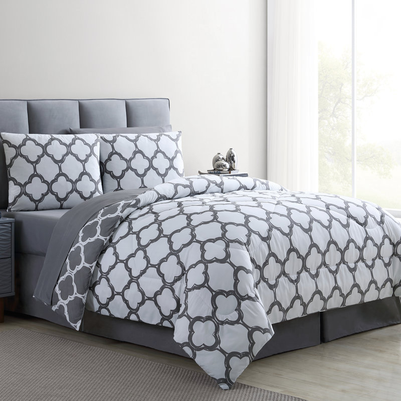 Dehaan Polyester Geometric Shapes Comforter, Gray/White, Queen Comforter + 6 Additional Pieces