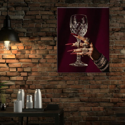 Femme noire moderne, art mural tendance, femme noire tenant un verre à vin, image murale, décoration murale pour la maison des femmes, chambre à coucher 8 x 10 pouces, toile encadrée