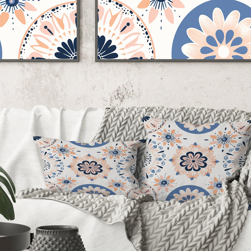 Motif de médaillons roses et bleus Bliss I - Boho, Forme rectangulaire, H 12 po x l 20 po