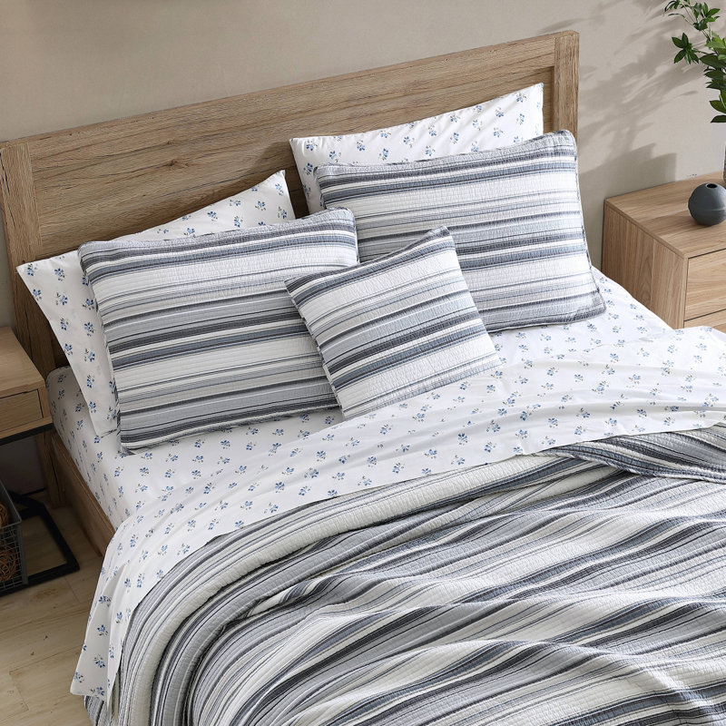 Fresno Blue Cotton Reversible Full Quilt Set with Pillow Cover