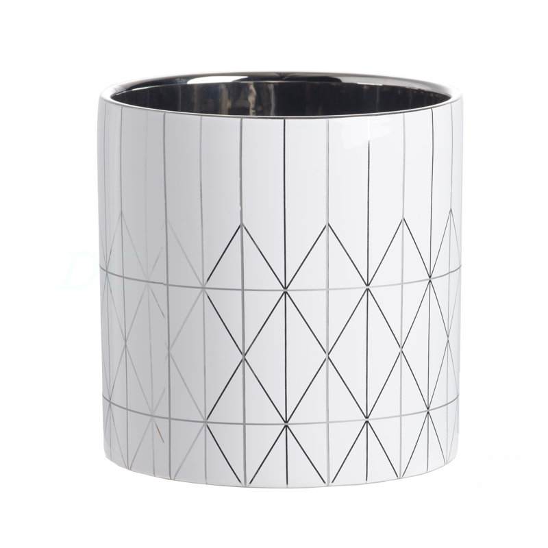 D6.3X6.3" Ceramic Planter,Weight:2.2Lbs., 6.33" H x 6.32" W x 6.32" D