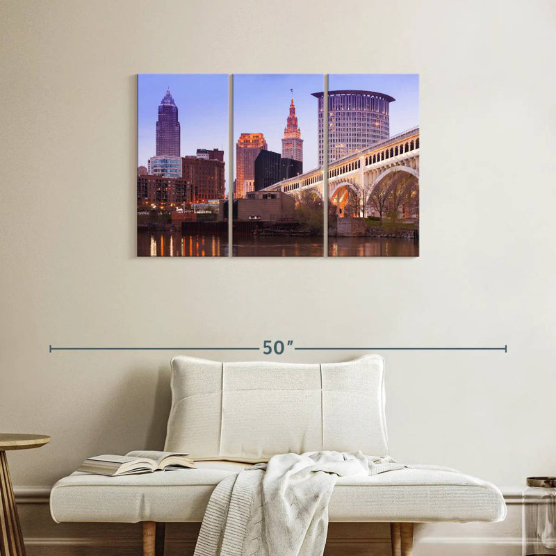 Nicci Detroit Downtown Skyline, 24" H x 38" W