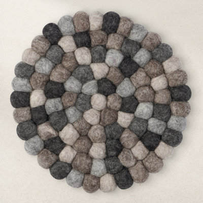 MODWOOL 8" Hand-Knit Wool Round Trivet (Pebble Neutrals)
