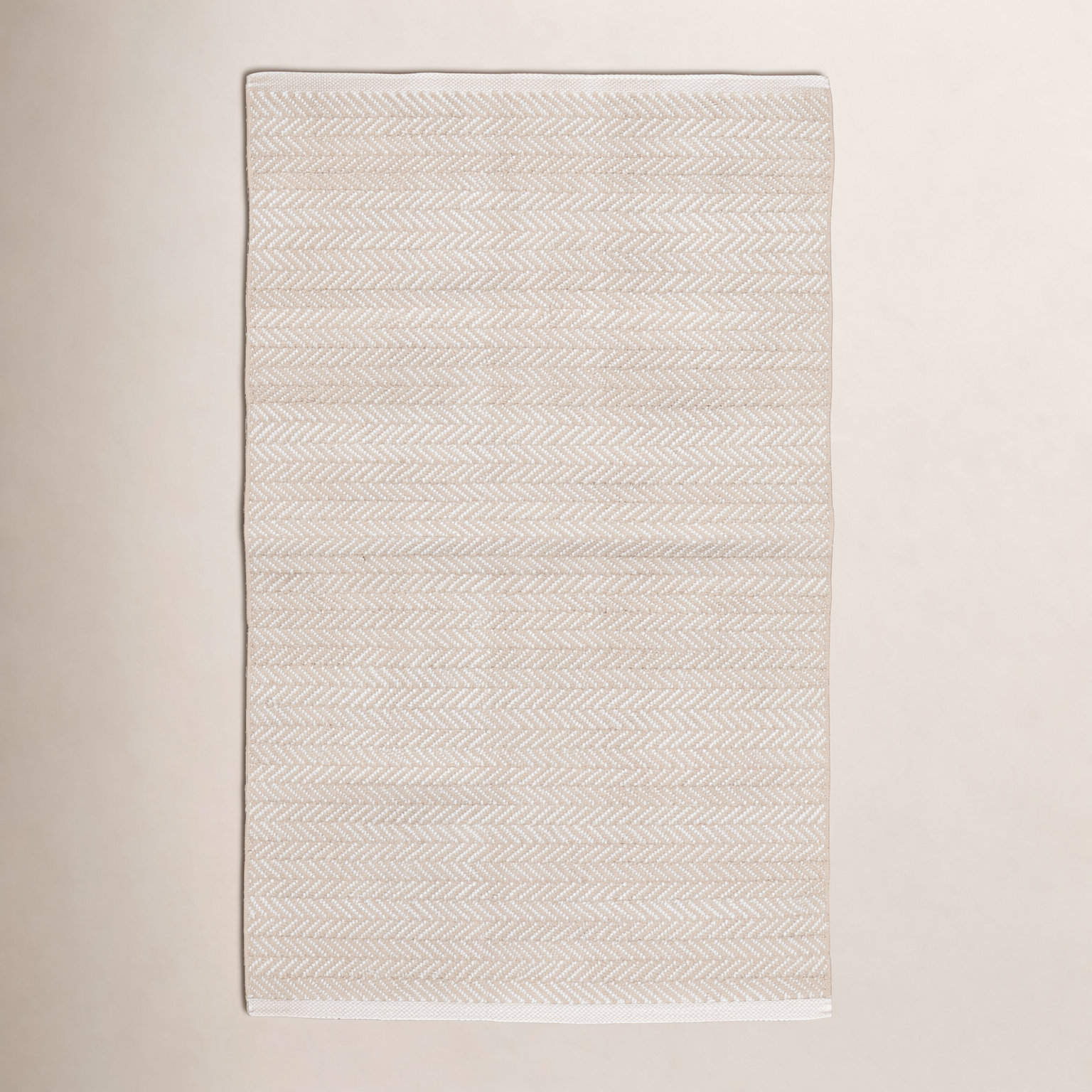 Herringbone Linen/White Handwoven Indoor/Outdoor Rug, Runner 2'6" x 8'