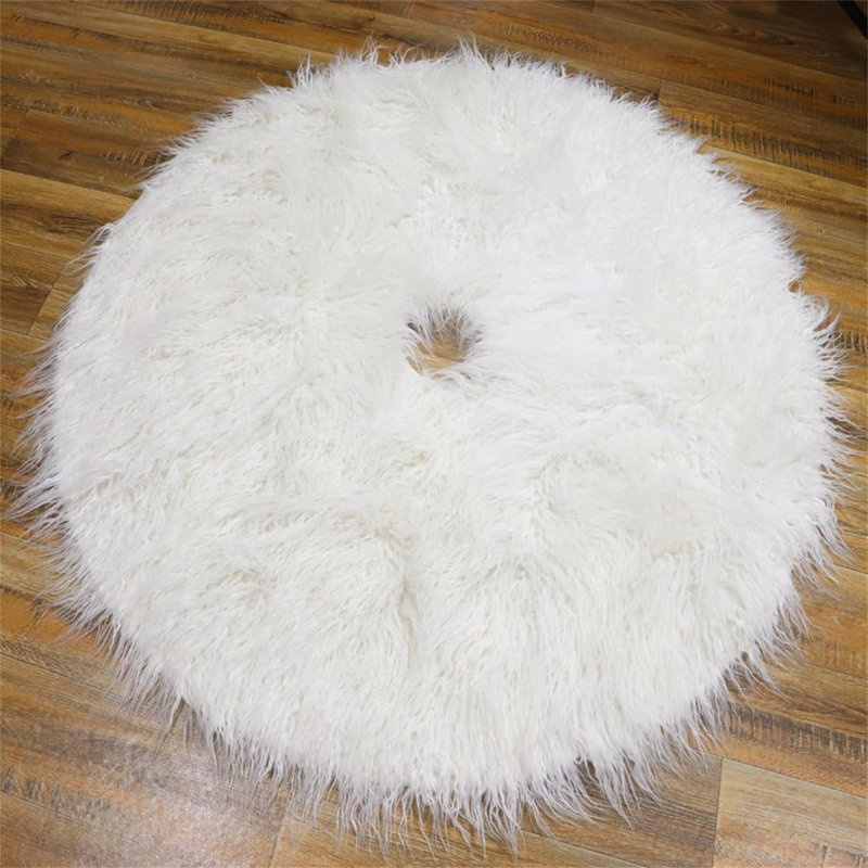 Andray Faux Fur Tree Skirt