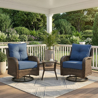 Ensemble de mobilier d'extérieur en osier 3 pièces, ensemble de 2 chaises en rotin avec coussins beiges et table d'appoint en verre, ensemble de conversation en résine tressée pour terrasse
