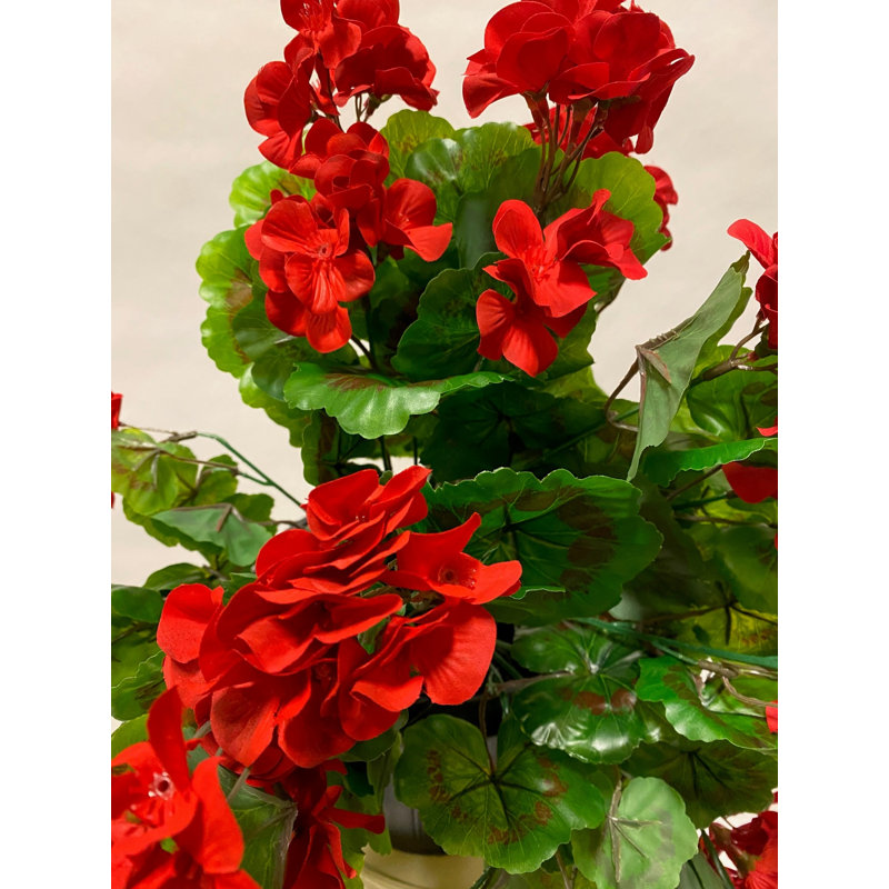 Arrangements floraux Gernaium, Rouge