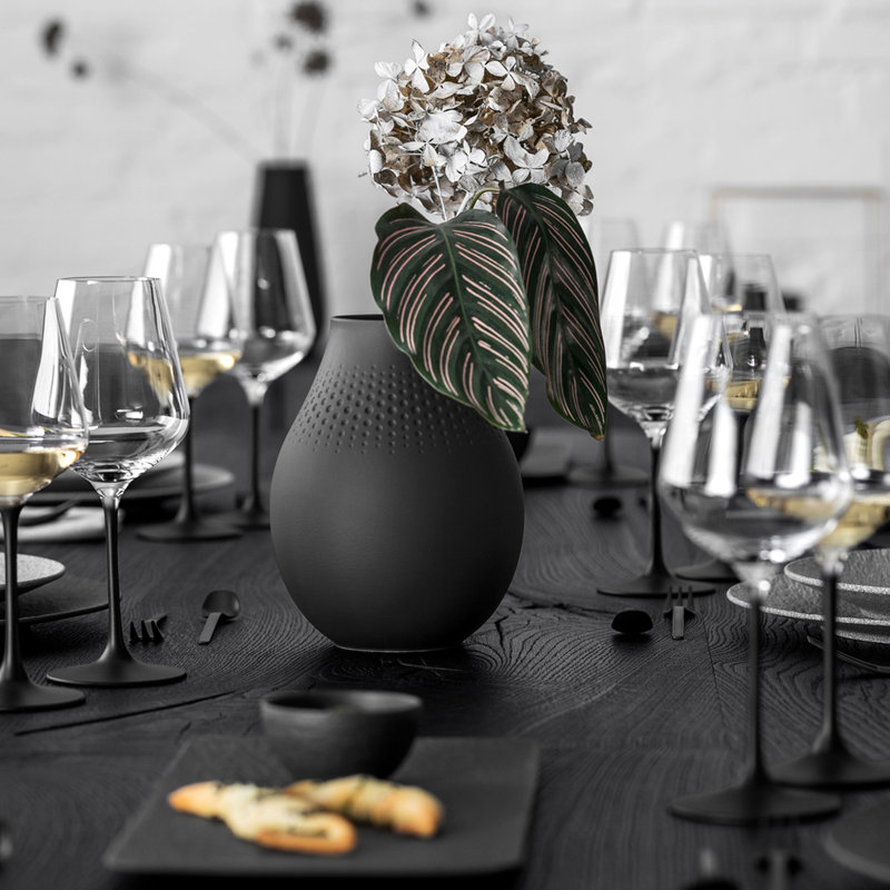 Vase de table Procelain, H 7,25 po x l 6,5 po x P 6,5 po, Noir mat