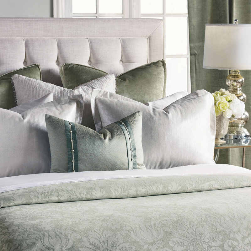 Alaia Lumbar Pillow Cover & Insert