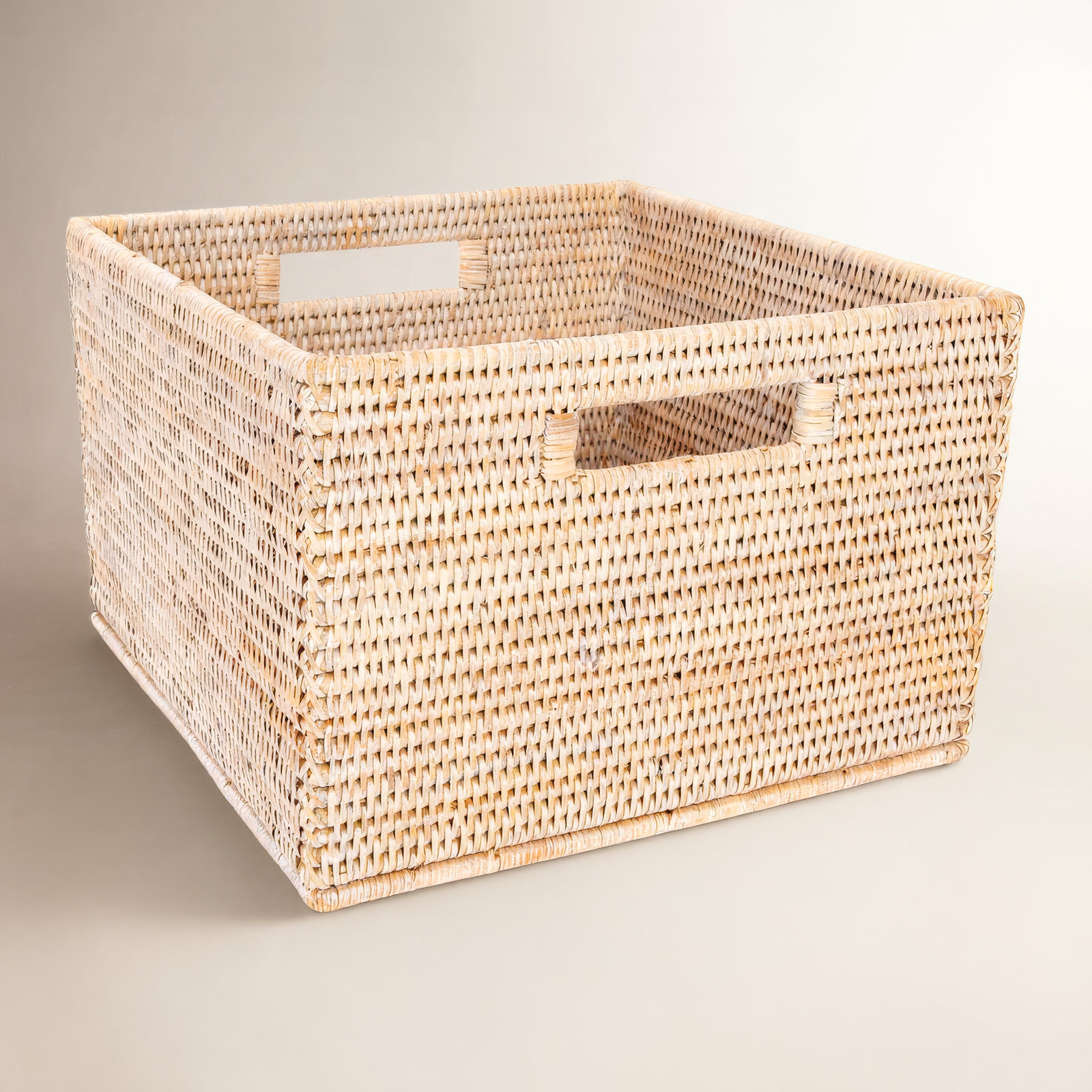 Coastal Basket With Handles 1, White Wash