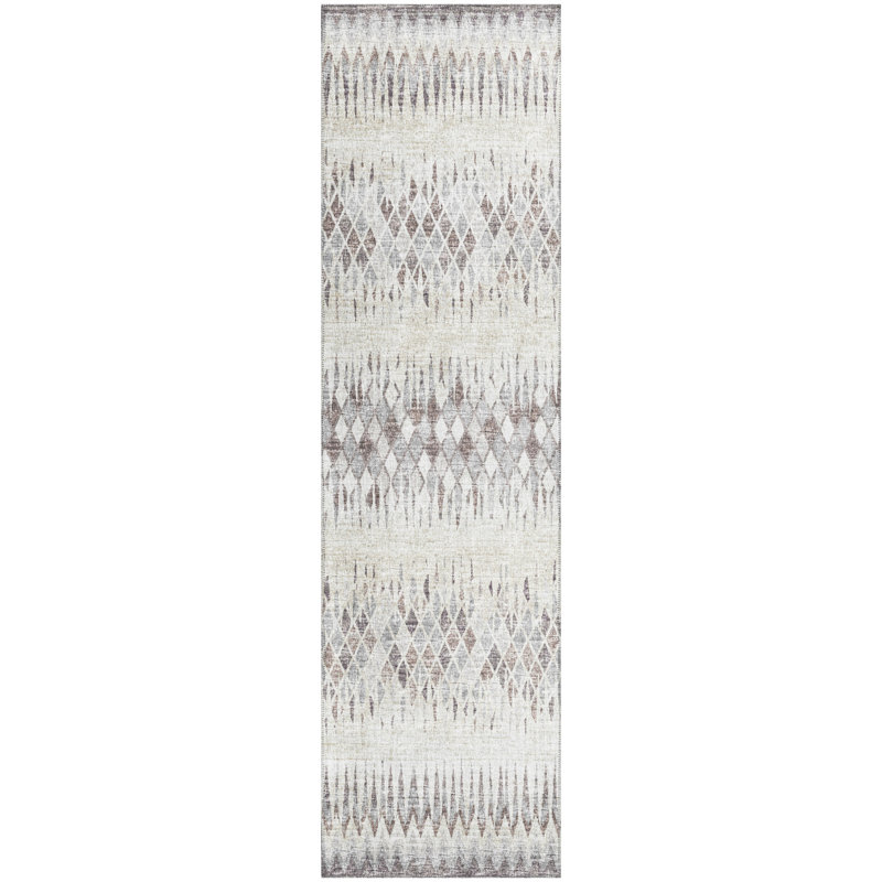 Tapis géométrique beige tissé à la machine, Tapis de couloir 2 pi 3 po x 7 pi 6 po