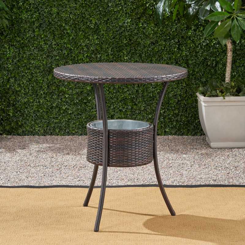  Table de comptoir d'extérieur en rotin avec seau à glace intégré, conception en osier durable pour les espaces de patio et de jardin, table bistro ronde, brun
