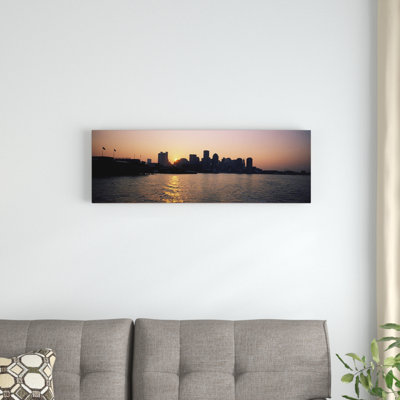 «Buildings at the Waterfront, Boston Harbor, Boston, Suffolk County, Massachusetts», reproduction de photo sur toile