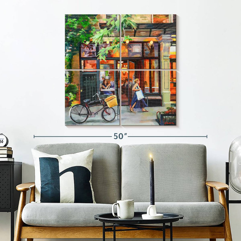 Nicci New York Bistro, 32" H x 32" W