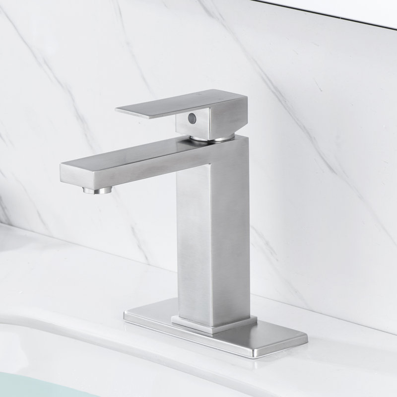 Single-Hole Single-handle Bathroom Faucet with Drain Assembly