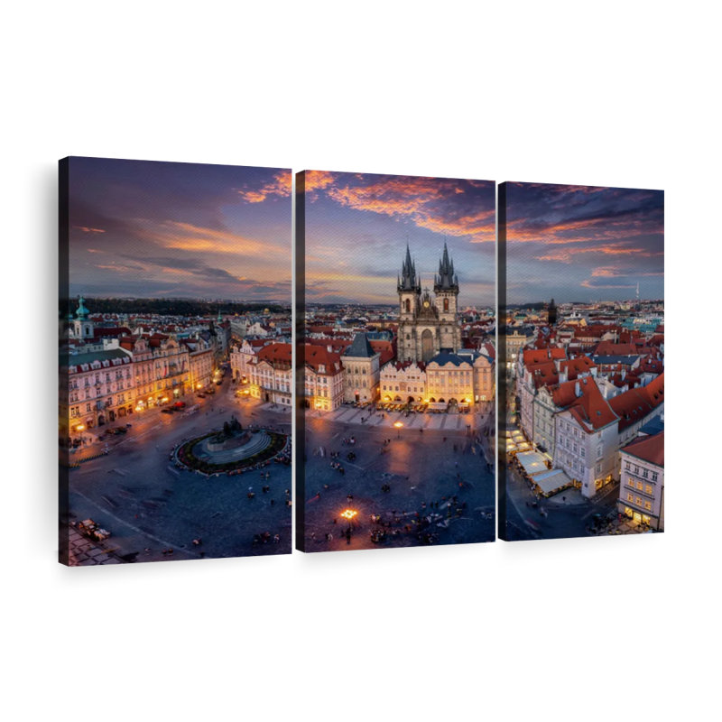 «Prague City Square» sur toile, H 28 po x l 45 po