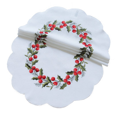 Holly Berry Dining Linens