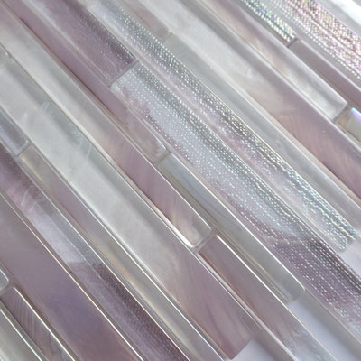 Carreau de mosaïque en verre brillant emboîtable 11,82 po x 12,76 po Aurora