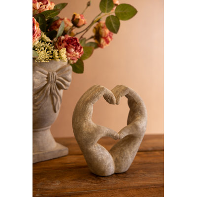  Resin Heart Hands