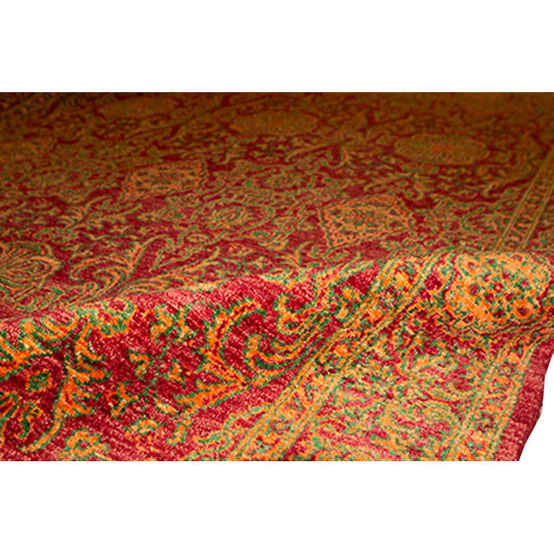 Wool Oriental Area Rug in Red