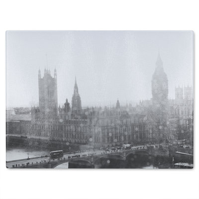 Calming Ben Glass Chopping Board
