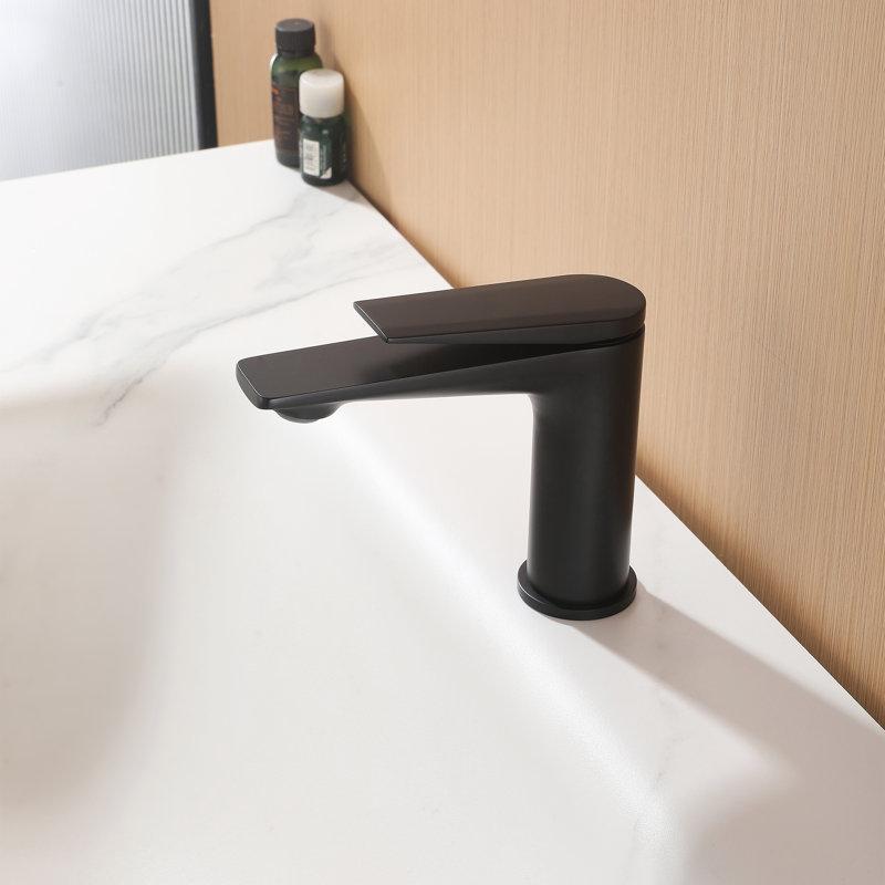 Modern Solid Brass 3.4GPM Single Handle Bathroom Vessel Sink Faucet With Removable Aerator, Matte Black