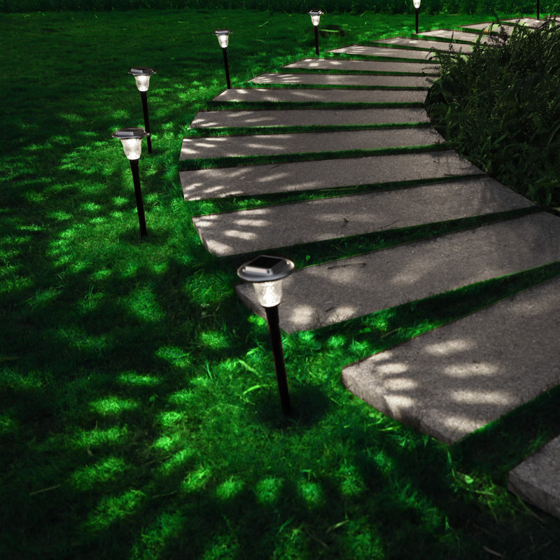 Low Voltage Solar Powered Integrated LED Pathway Light Pack