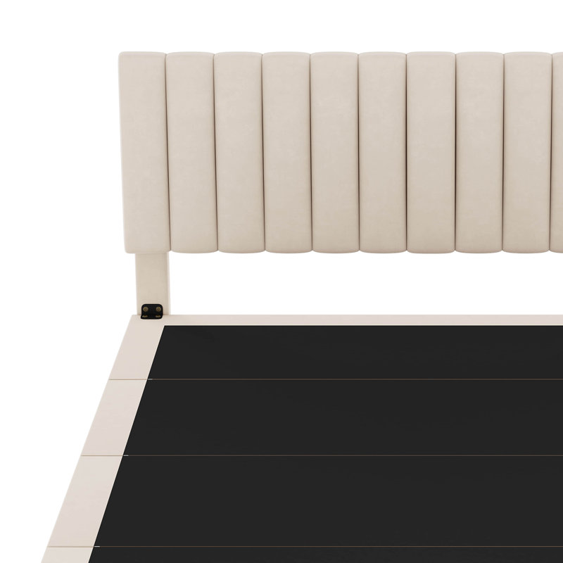 Grand lit tapissier, Beige