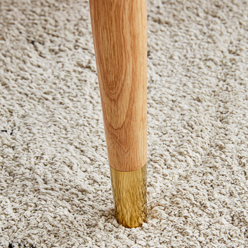 Chaise avec accoudoirs rembourrée Joharis, Velours de bois naturel